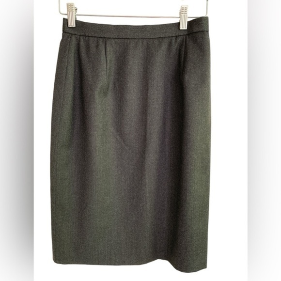 Burberry Dresses & Skirts - Vintage Burberry Gray Wool Pencil Skirt Sz 6